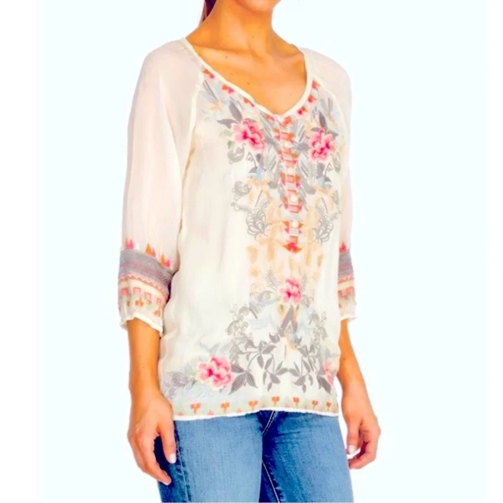 RARE - Johnny Was Mari Gray Embroidered Top - GUC style C14819-9 - Picture 3 of 14